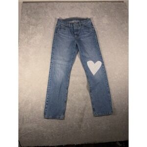 levis 501 heart patch jeans womens 28x30 Button Fly Mid rise Med Wash